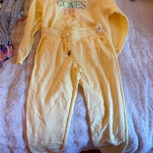 Yellow woman’s sweat set